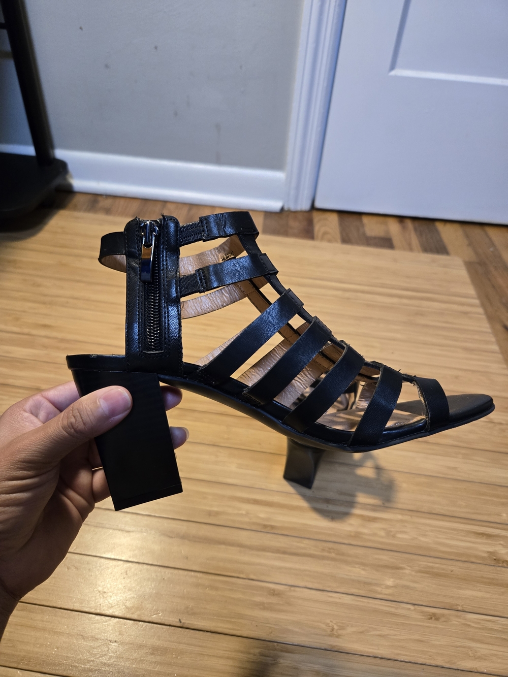 Women's Strappy Block Heel Sandals - Black